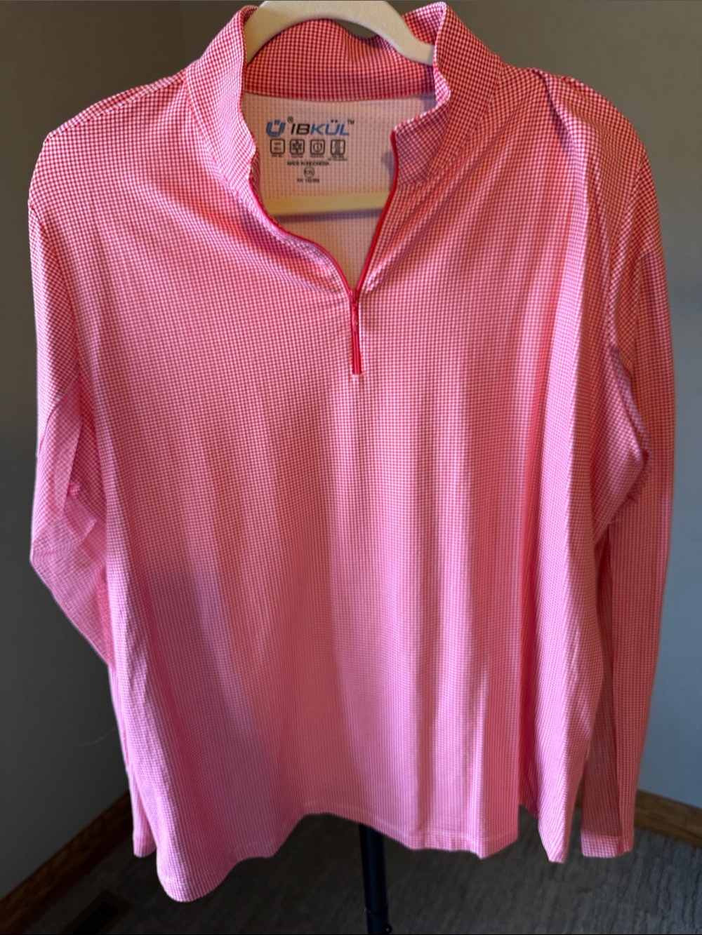 IBKUL Red Micro-Check Quarter-Zip Performance Top